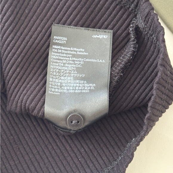 H&M Cropped Ribbed Tee - Picture 6 of 9